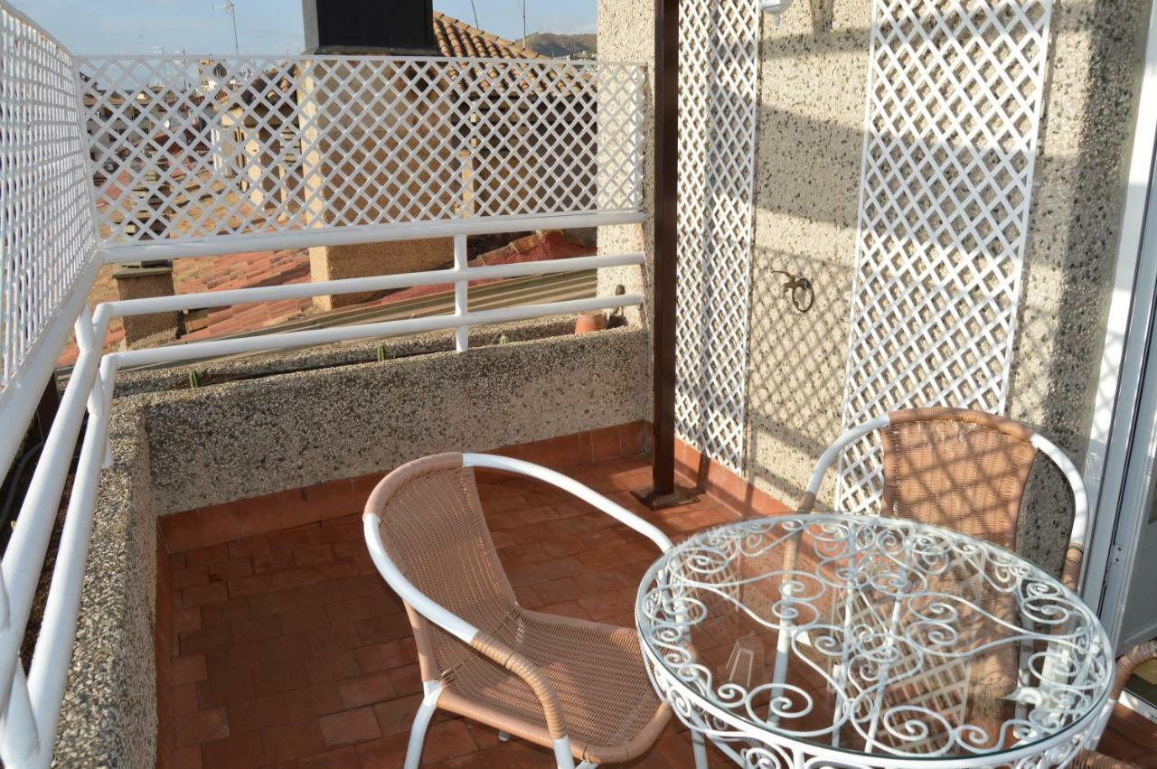 Apartamento Aben Humeya Гранада Екстериор снимка